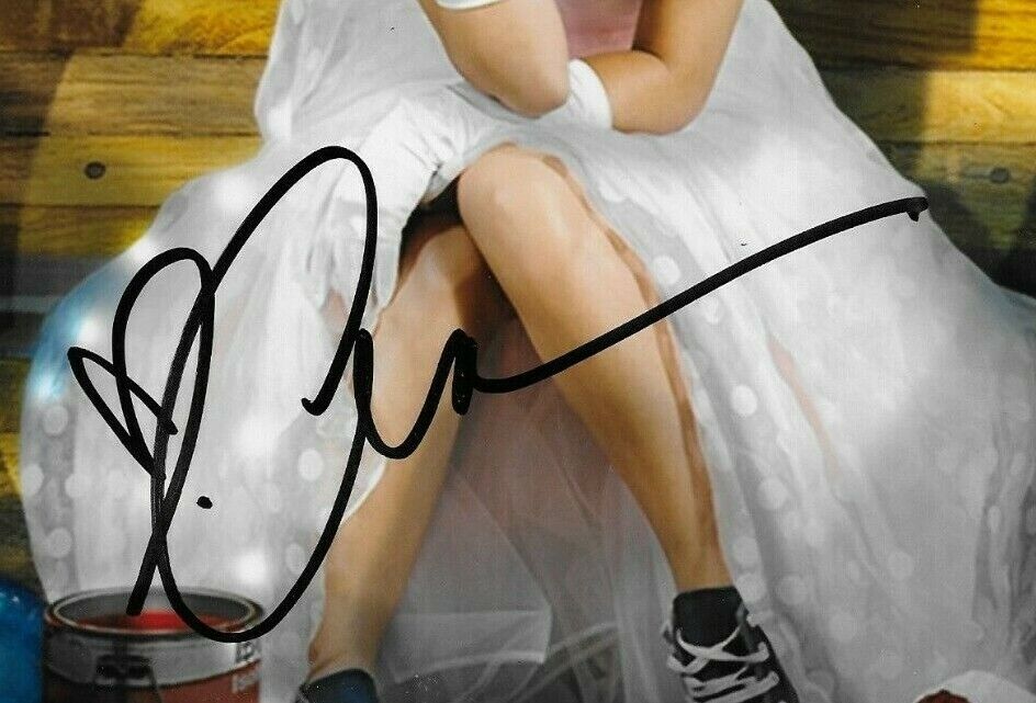 Photo autographiée 8x10 signée Anjelah Johnson Actrice Comédienne # 2 Original