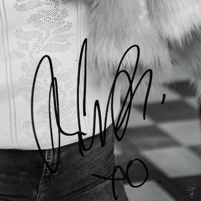 Signed Becky Lucas Comedian Autographed 8x10 Photo #2 Original