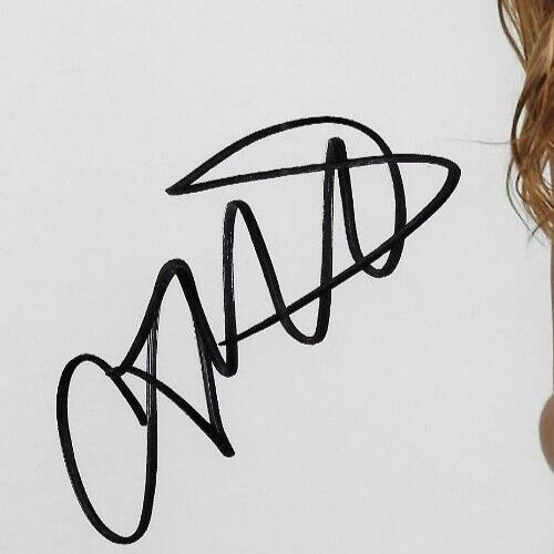 Signed Camila Morrone Actress Model Autographed 8x10 Photo #3 Original