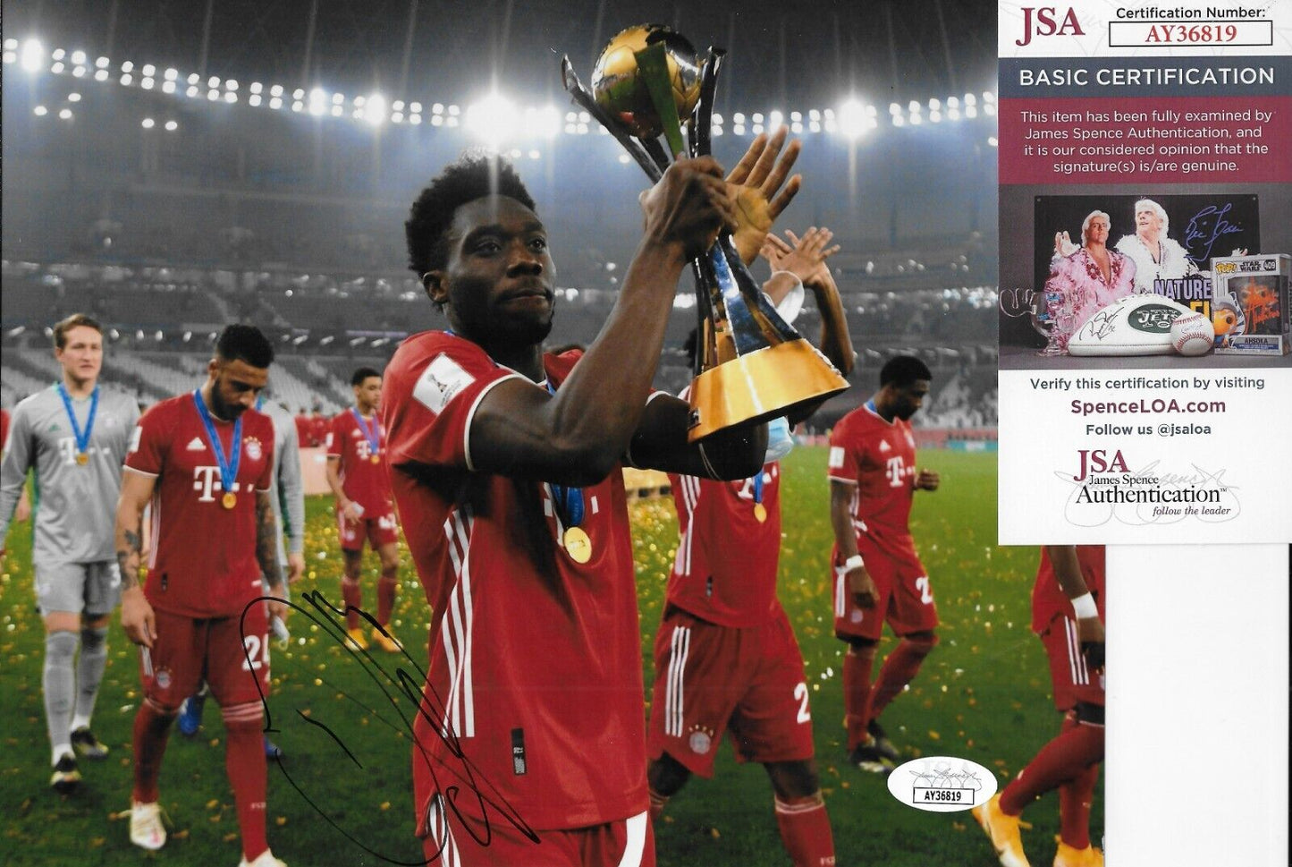 Signed Alphonso Davies FC Bayern Munich Soccer 8x10 Photo #5 JSA Authentication
