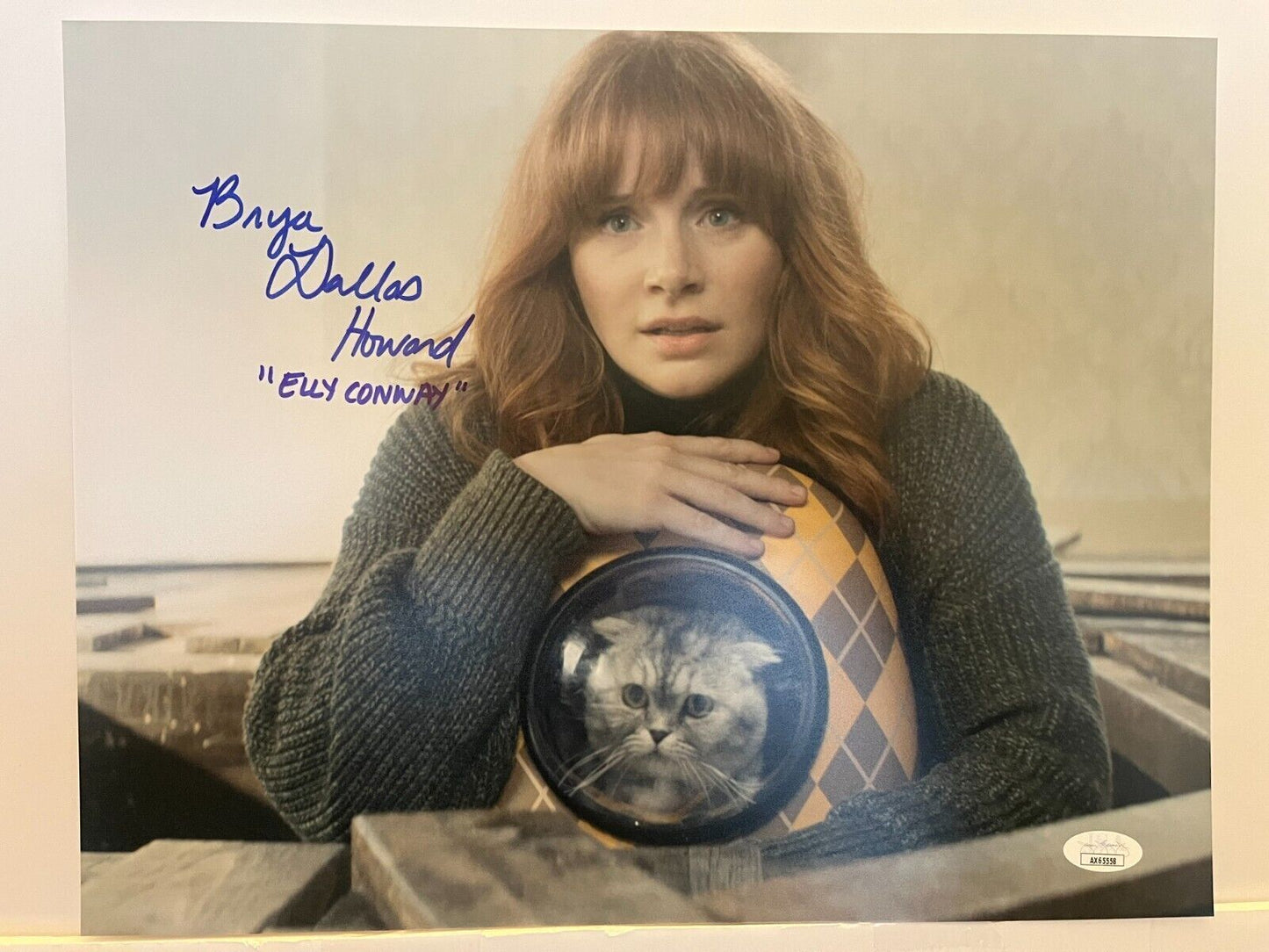 Signed Bryce Dallas Howard Actress Argylle 11x14 Photo JSA Elly Conway