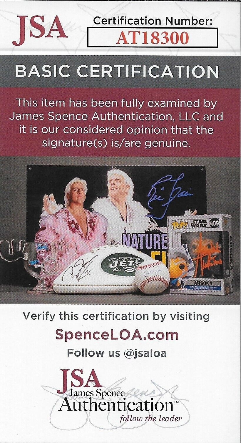 Signed Jennifer Lawrence Hunger Games 8x10 Photo #1 with JSA Authentication