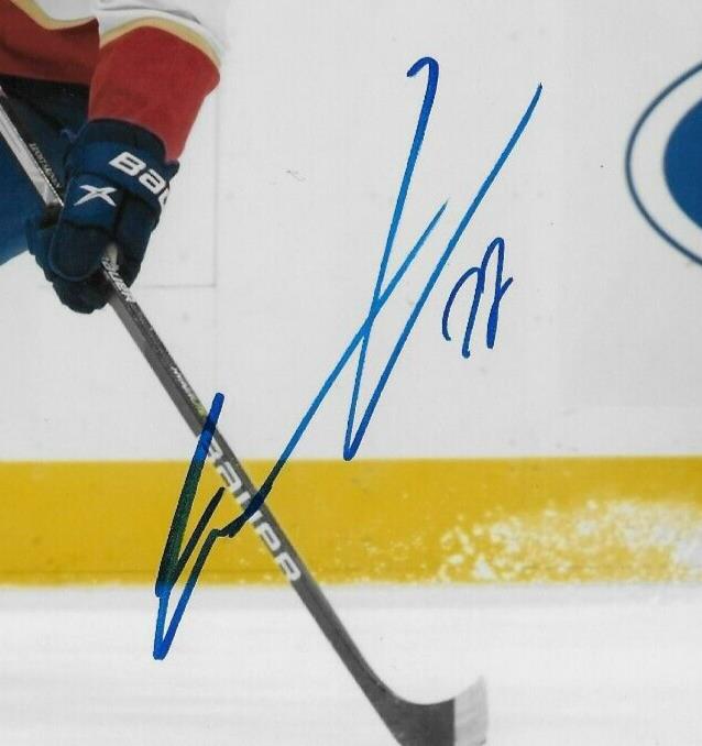Signed Eetu Luostarinen Florida Panthers Autographed 8x10 Photo #1 Original