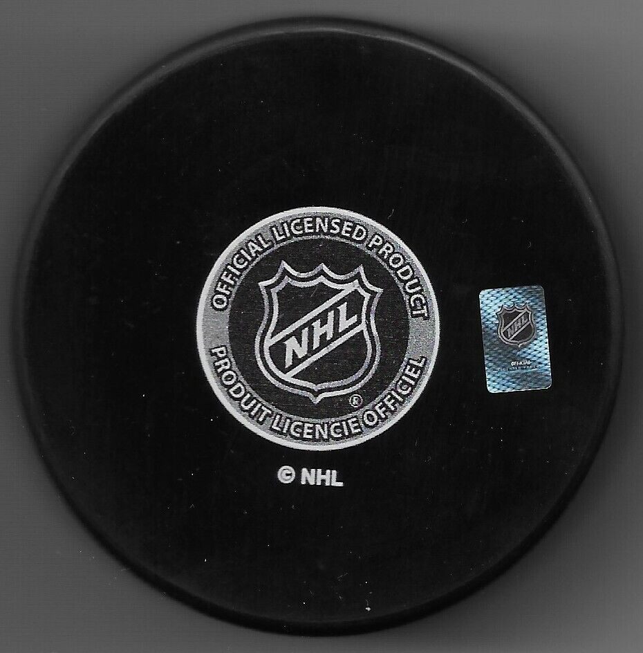 Signed Bob Gainey Montreal Canadiens Puck Inscribed H of F 92 Private Signing