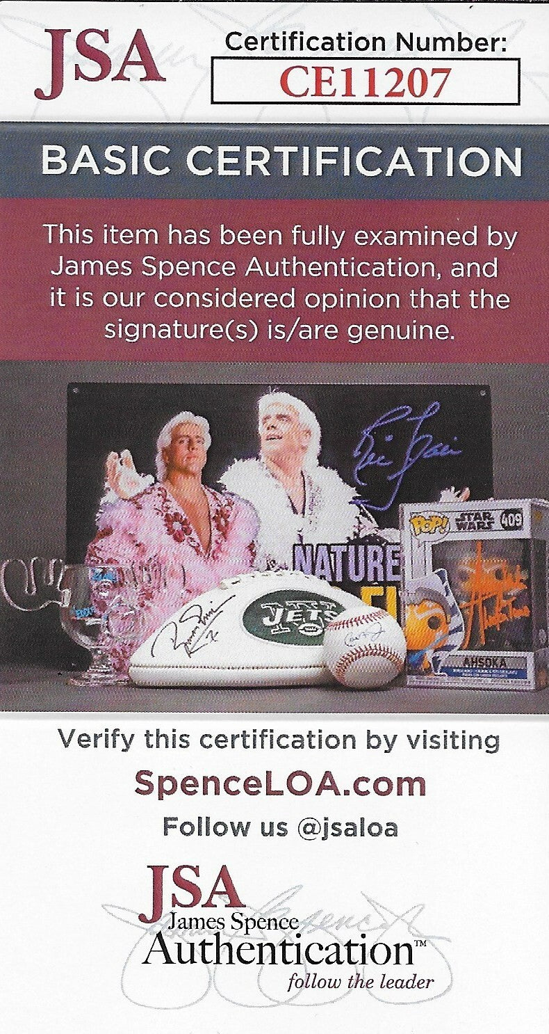 Signed Chipper Jones Atlanta Braves Autographed 8x10 Photo #2 JSA Authentication