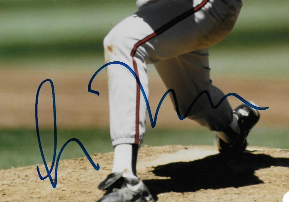 Signed Greg Maddox Atlanta Braves Autographed 8x10 Photo #1 JSA Authentication