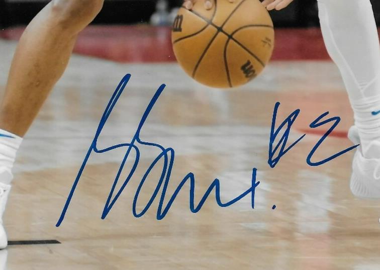 Signed Shai Gilgeous Alexander Oklahoma Thunder 8x10 Photo #1 JSA Authentication