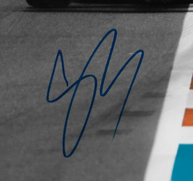 Signed Gabriel Bortoleto Formula 1 kick Sauber Racing 8x10 Photo #2 Original