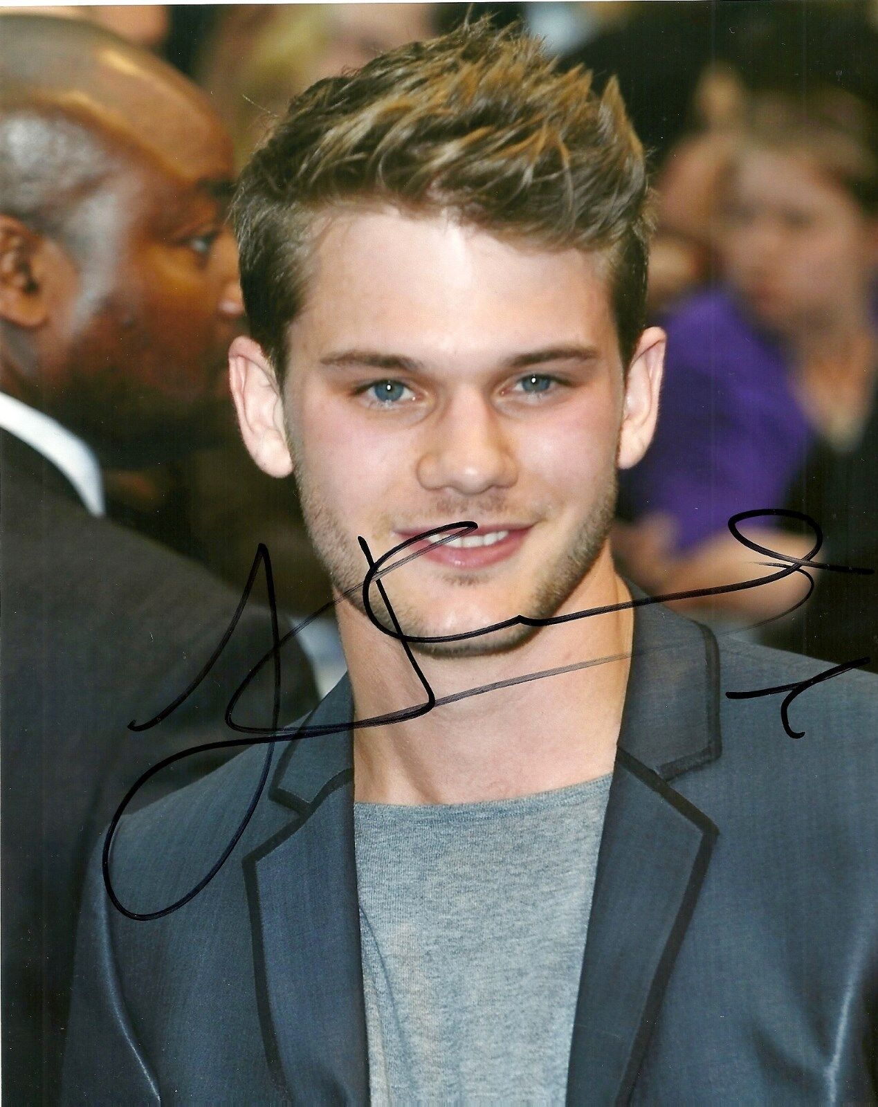 Autographed Jeremy Irvine 8x10