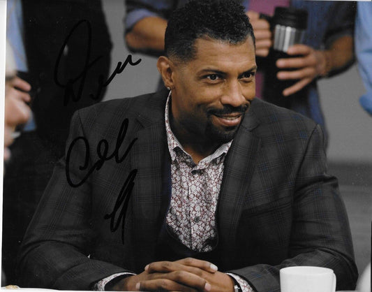 Photo 8x10 autographiée par Deon Cole lors du Barbershop Black-ish Lip Sync Battle 2