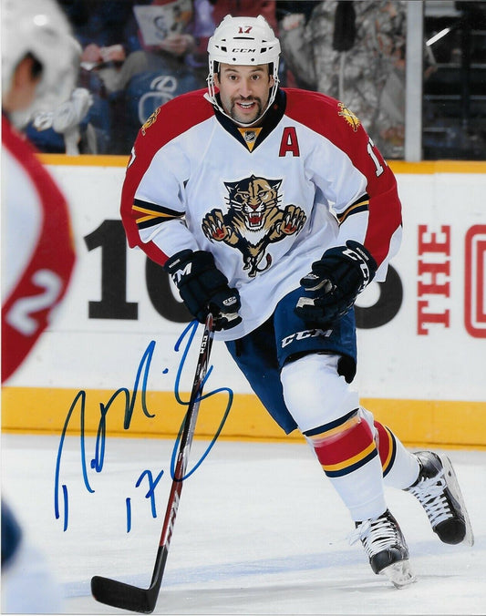 Autographed Derek MacKenzie Florida Panthers 8x10 Photo Original