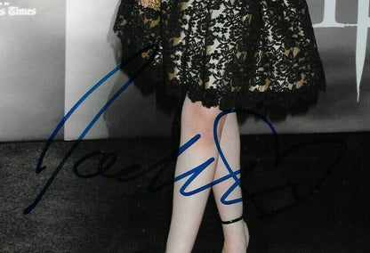 Autographed Actress Jodelle Ferland signed 8x10 Dark Matter