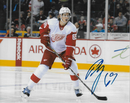 Autographed Detroit Red Wings Danny DeKeyser 8x10 Photo Original