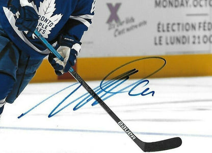 Photo autographiée 8x10 de Nic Petan des Maple Leafs de Toronto, Marlies de la AHL, originale