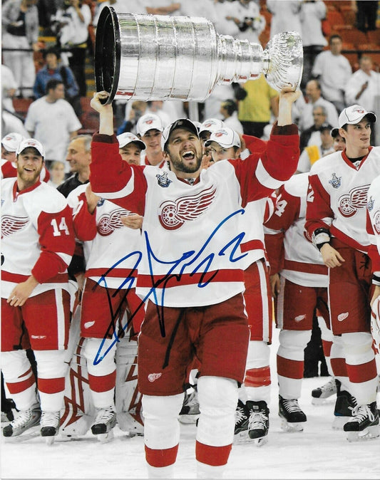 Autographed Detroit Red Wings Brett Lebda Stanley Cup 8x10 Photo Original