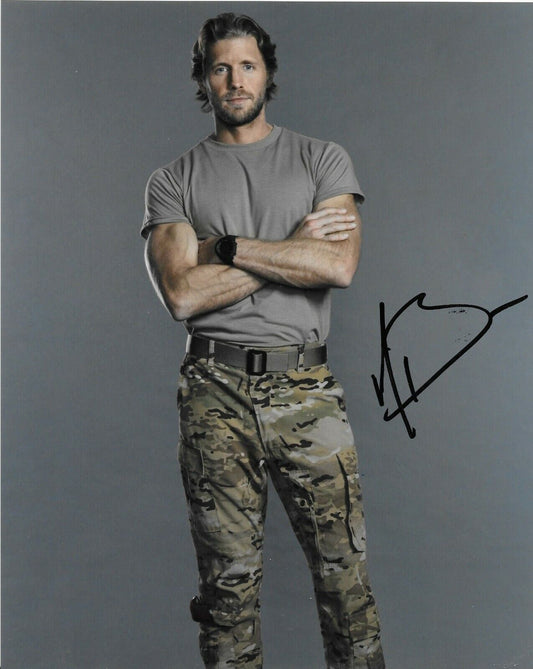 Autographed Matt Barr signed 8x10 photo Sleepy Hallow Blood & Treasure Valor 2