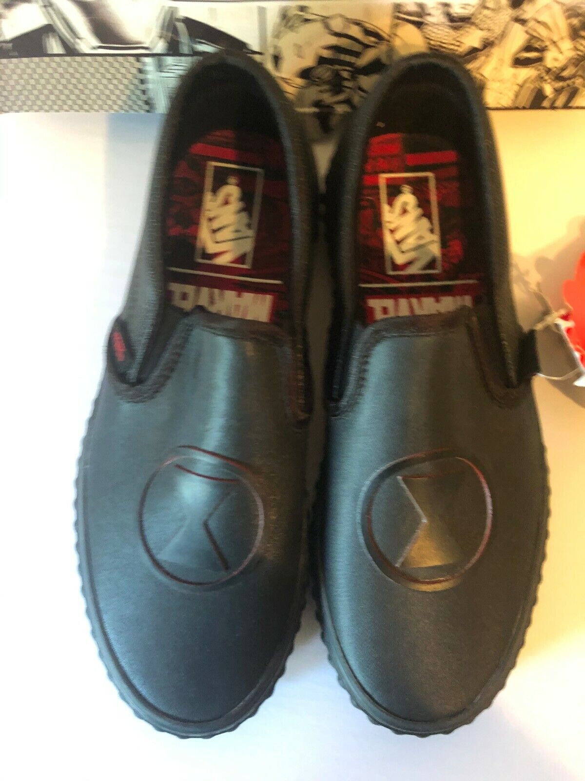 Édition limitée Marvel Black Widow Vans Slip On Neuf dans la boîte Taille 4,5m 6w