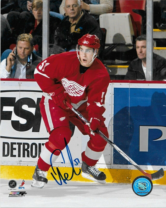 Autographed Detroit Red Wings Valtteri Filppula 8x10 Photo Original