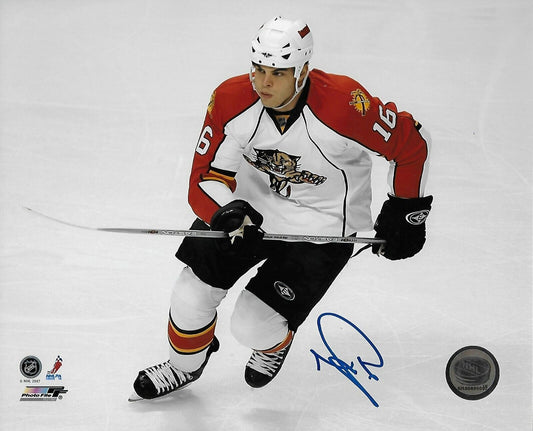 Autographed Florida Panthers Nathan Horton 8x10 Photo Original