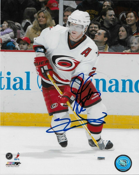 Photo originale autographiée de Glen Wesley des Hurricanes de la Caroline 8x10