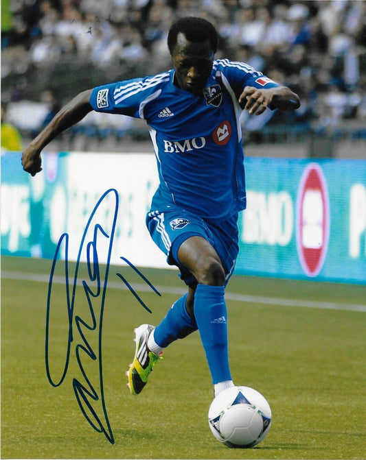 Photo originale autographiée de Sanna Nyassi de l'Impact de Montréal 8x10