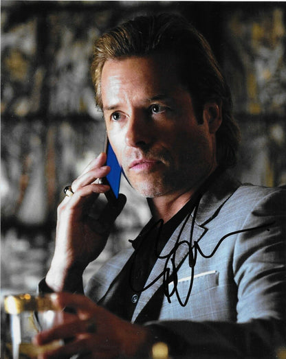Autographed Guy Pearce signed 8x10 photo Iron Man