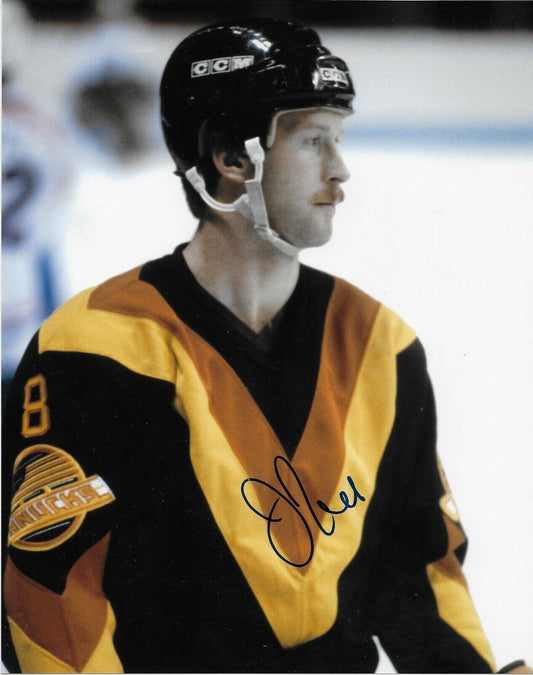 Autographed Vancouver Canucks Jim Nill 8x10 Photo #2 Original