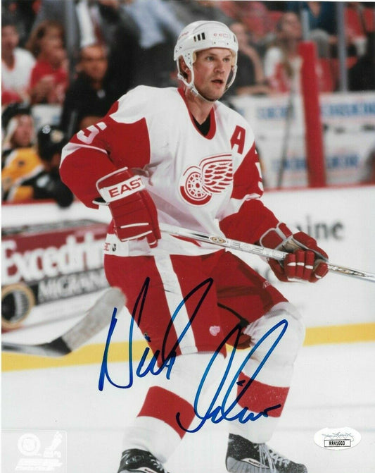 Autographed Detroit Red Wings Nicklas Lidstrom signed 8x10 Photo Original w JSA