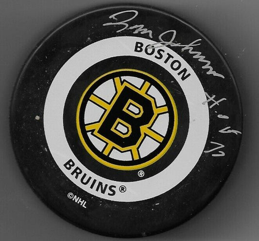 Auto. Boston Bruins Tom Johnson Official Game Puck Hof F 72 JSA Authentication