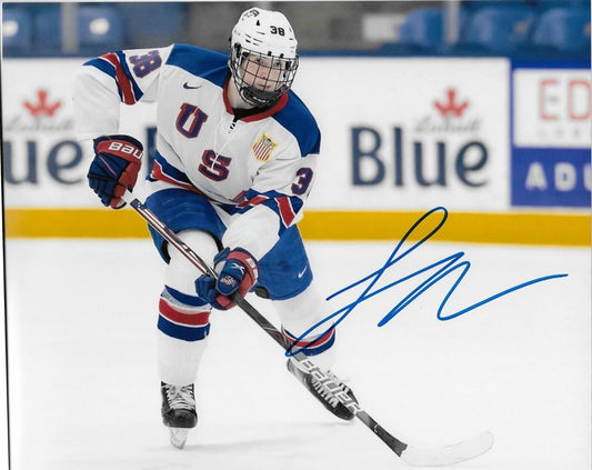 Photo autographiée 8x10 de Logan Cooley Hockey USA Arizona Coyotes 2 originale