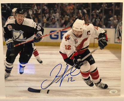 Auto. Calgary Flames Hall of Famer Jarome Iginla 11x14 Photo JSA Authentication