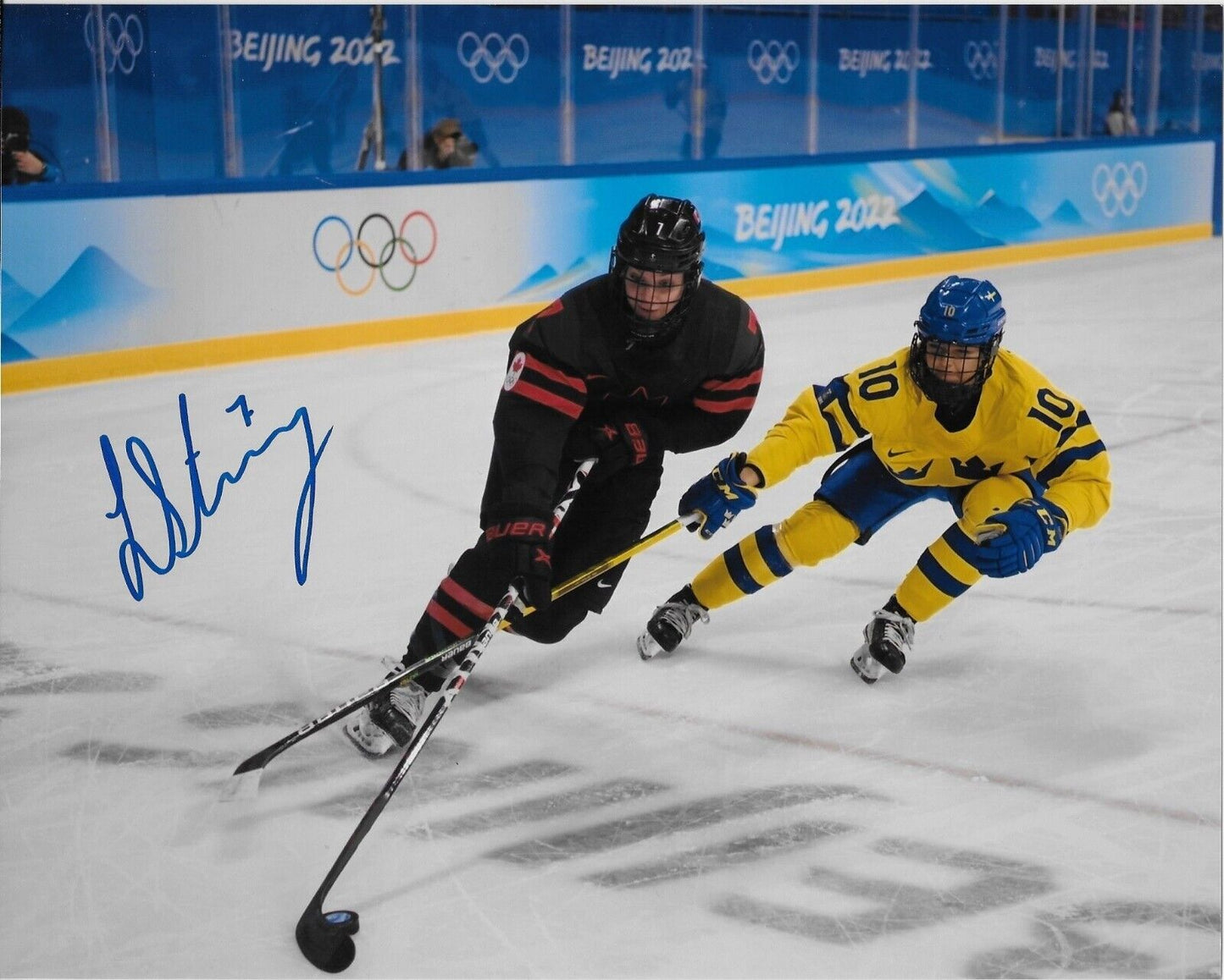 Signed  Laura Stacey Team Canada Womens Hockey Olympics 8x10 Photo #9 Original
