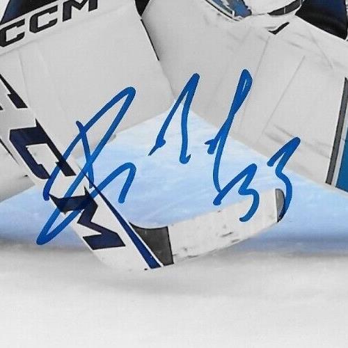 Autographed Winnipeg Jets David Rittich 8x10 Photo  #2 Original