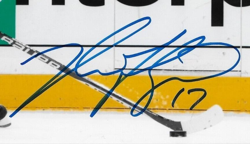 Photo 8x10 autographiée par Nick Foligno des Bruins de Boston #4
