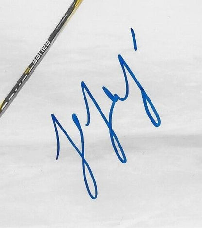 Photo autographiée de l'équipe russe Ruslan Iskhakov des Islanders de New York 8x10