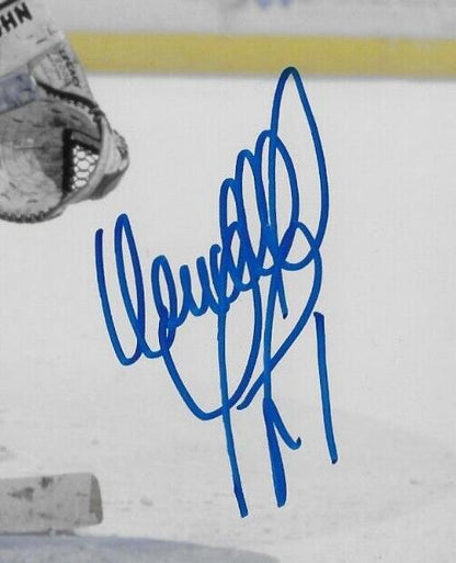 Photo autographiée de Wendell Young des Penguins de Pittsburgh 8x10