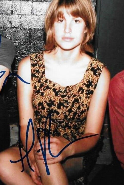 Auto The Jezabels Hayley Mary Heather Shannon Nik Kaloper Lockwood 8x10 Photo 11