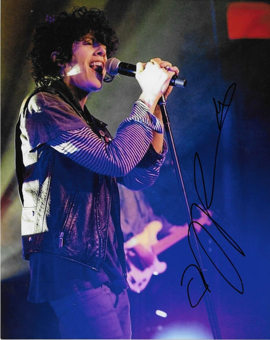 Autographed Singer Songwriter LP Laura Pergolizzi 8x10 Photo #6 Original