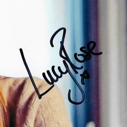 Photo autographiée de la chanteuse-compositrice Lucy Rose 8x10 #3 Chanteuse avec Bombay Bicycle