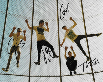 Autographed Indie Rock Band Alt-J Fully Signed 8x10 Photo Original