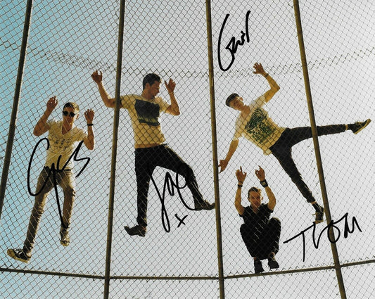 Autographed Indie Rock Band Alt-J Fully Signed 8x10 Photo Original