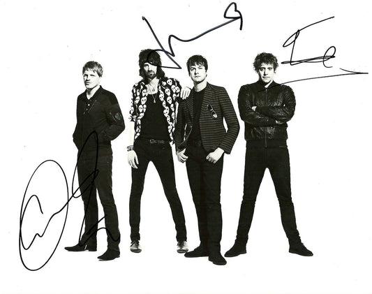Autographed Kasabian Tom Meighan  Chris Edwards Ian Matthews 8x10 Photo Original