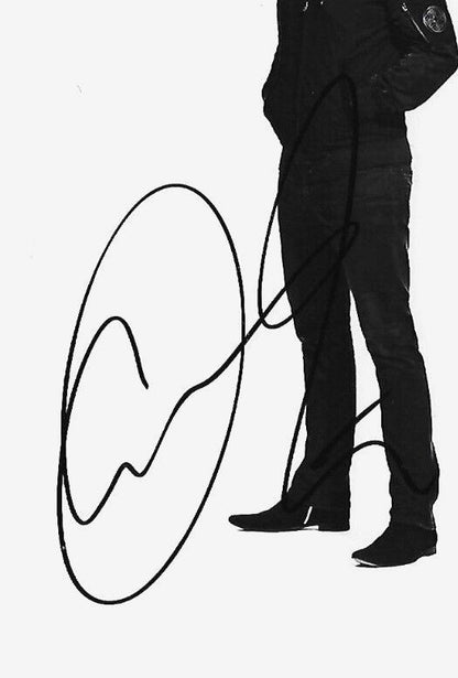 Autographed Kasabian Tom Meighan  Chris Edwards Ian Matthews 8x10 Photo Original