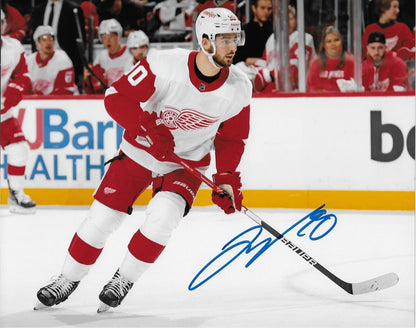 Autographed Detroit Red Wings Joe Veleno 8x10 Photo #8 Original