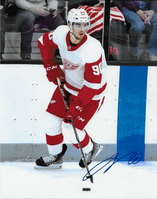 Autographed Detroit Red Wings Joe Veleno 8x10 Photo #3 Original
