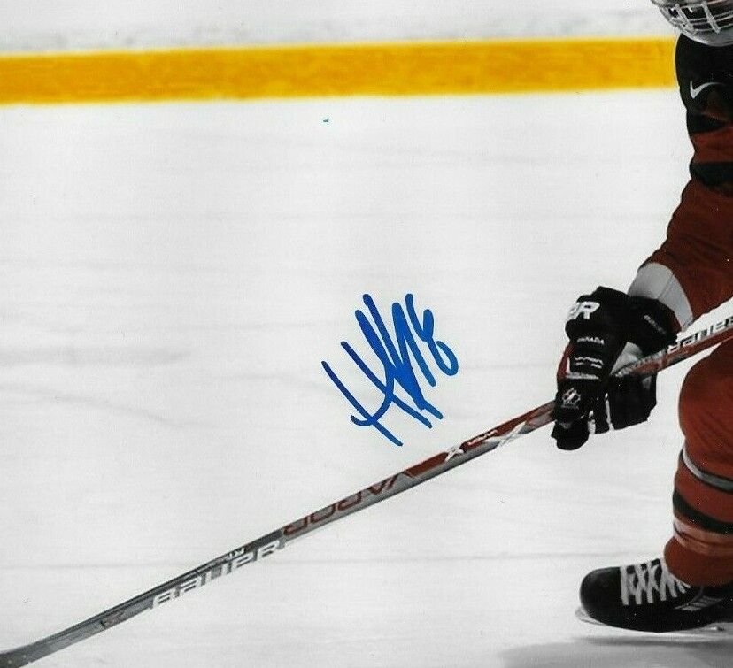 Signed Halli Krzyzaniak Team Canada Womens Hockey 8x10 Photo #1 Original