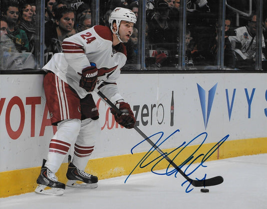 Photo autographiée 8x10 de Kyle Chipchura des Coyotes de l'Arizona n°1