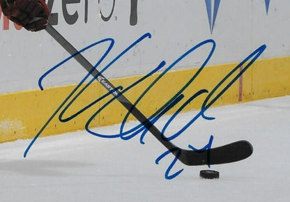 Photo autographiée 8x10 de Kyle Chipchura des Coyotes de l'Arizona n°1