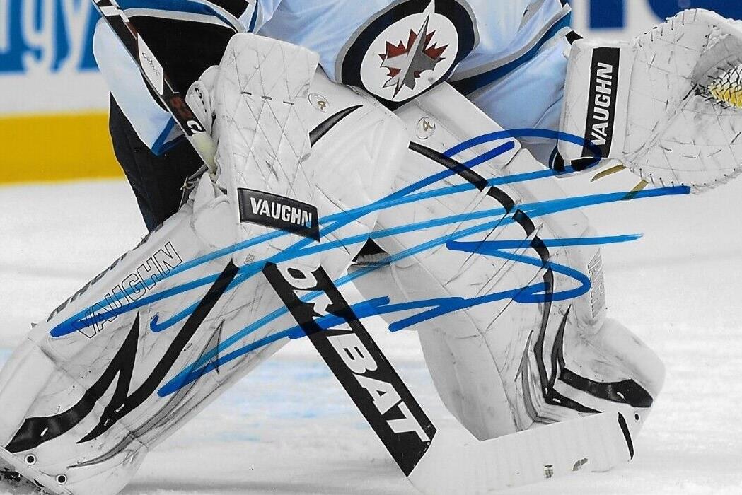 Signed Ondrej Pavelec Winnipeg Jets Goalie Autographed 8x10 Photo #1 Original