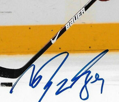 Photo autographiée 8x10 de Mikkel Boedker des Coyotes de l'Arizona n°2